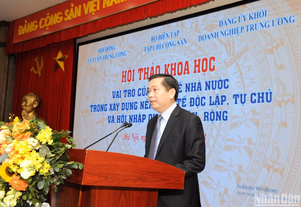 Đồng chí Nguyễn Long Hải phát biểu đề dẫn Hội thảo. (Ảnh: Thanh Lâm)