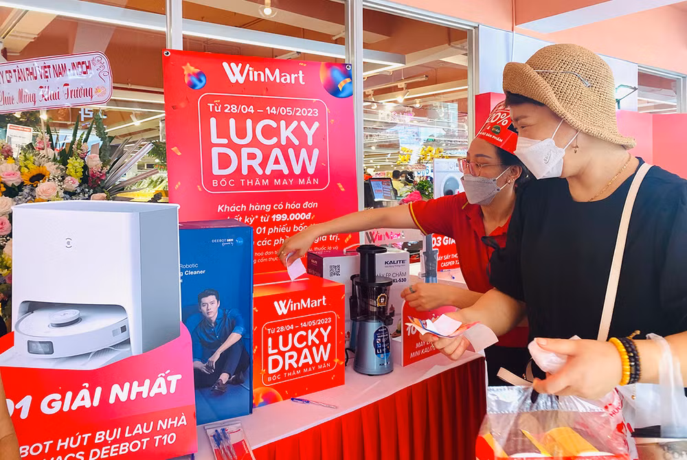 Trong tuần lễ khai trương, WinMart Phú Mỹ Hưng triển khai hàng loạt các hoạt động thú vị dành cho khách hàng.