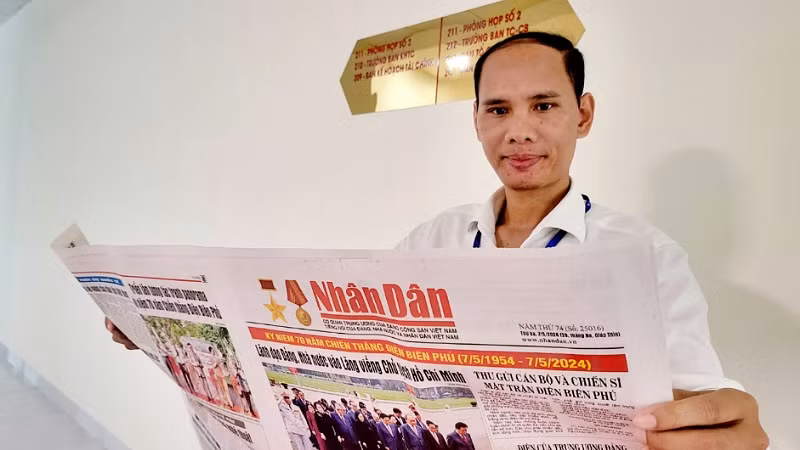 Đề cao trách nhiệm của mỗi đảng viên, mỗi người làm báo, nhất là người đứng đầu cơ quan báo chí. Đề cao trách nhiệm của mỗi đảng viên, mỗi người làm báo, nhất là người đứng đầu cơ quan báo chí.