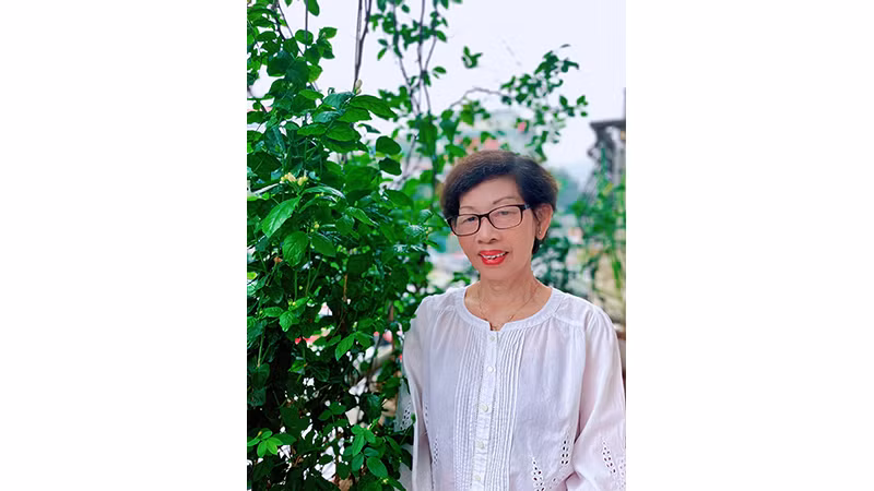 Nhà báo Lan Minh