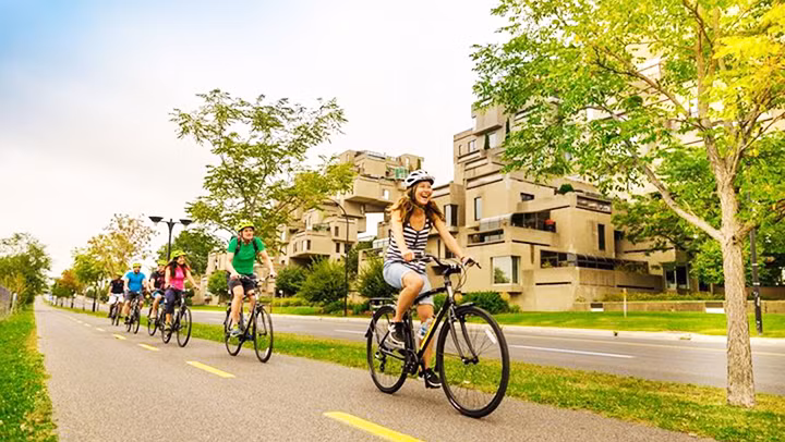 Người dân tại Terrebonne sống trong môi trường xanh và sạch. Ảnh: TRIP.COM