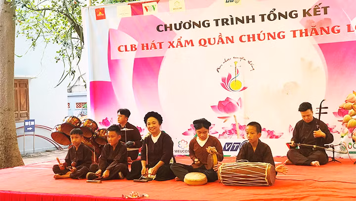 Thi hát xẩm, thêm yêu truyền thống