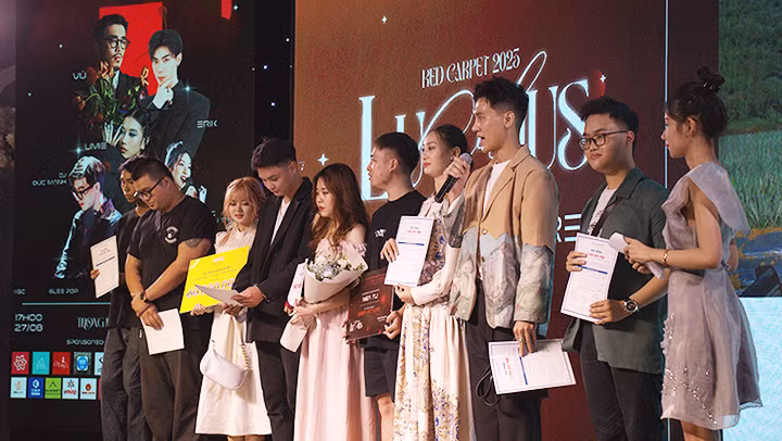 Khích lệ giới trẻ với “Red Carpet - Thảm đỏ Chuyên sư phạm” 