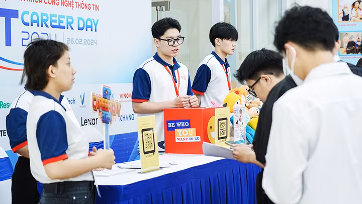 Ngày hội việc làm “FIT Career Day 2024”