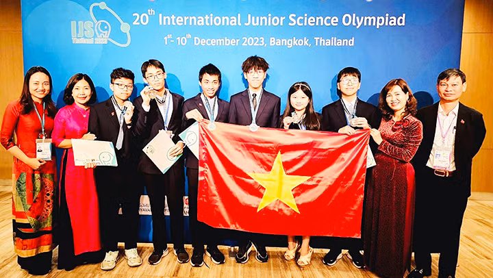 Sáu học sinh giành huy chương tại kỳ thi Olympic