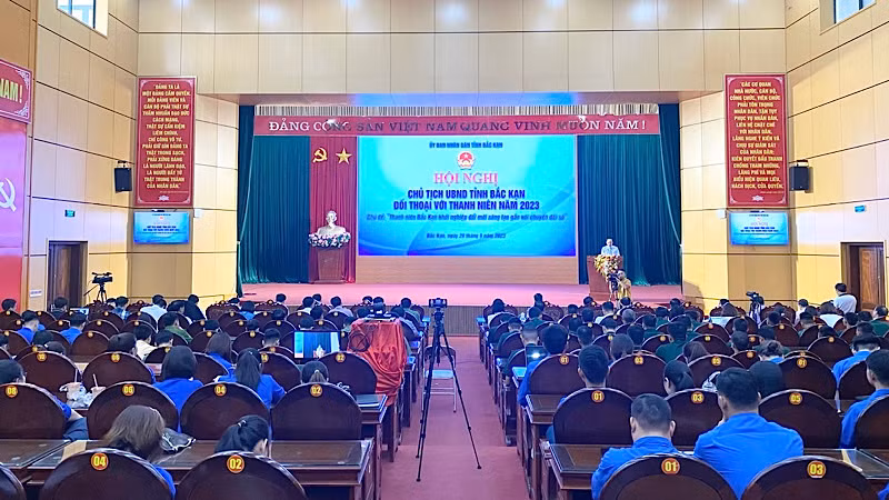 Hội nghị tổ chức theo hình thức trực tuyến. (Ảnh: TUẤN SƠN)
