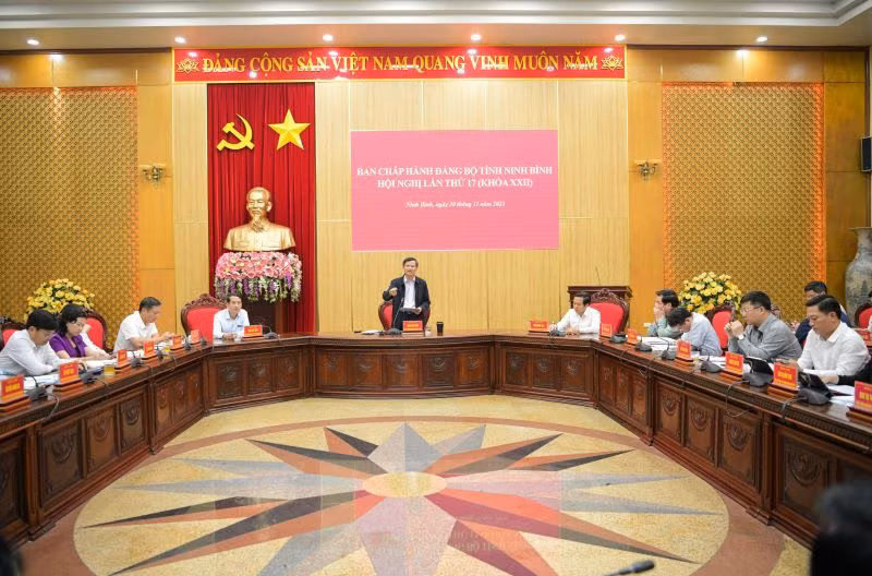 Toàn cảnh hội nghị Ban chấp hành Đảng bộ tỉnh lần thứ 17 (khóa 22). (Ảnh: Trường Giang)