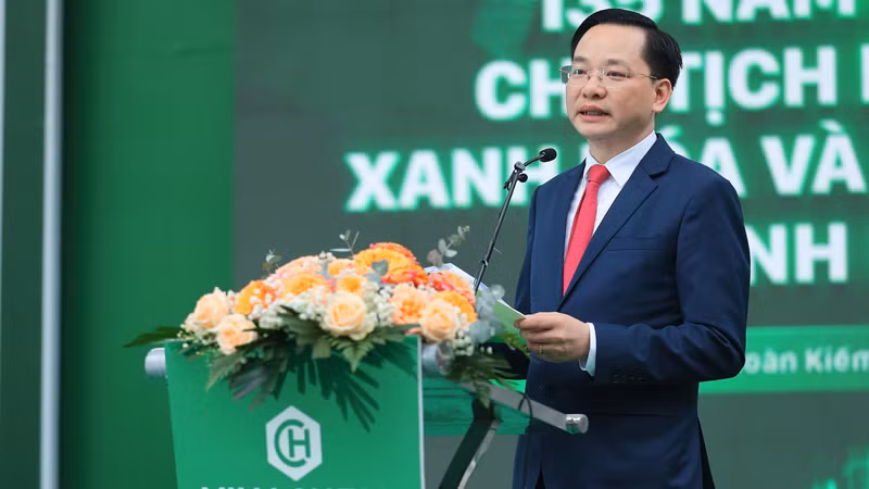 Tổng Giám đốc Vinachem Nguyễn Hữu Tú phát biểu tại buổi lễ.