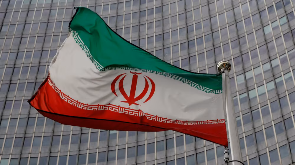 Cờ của Iran trước trụ sở của IAEA tại Vienna, Áo, tháng 9/2019. (Ảnh: Reuters)