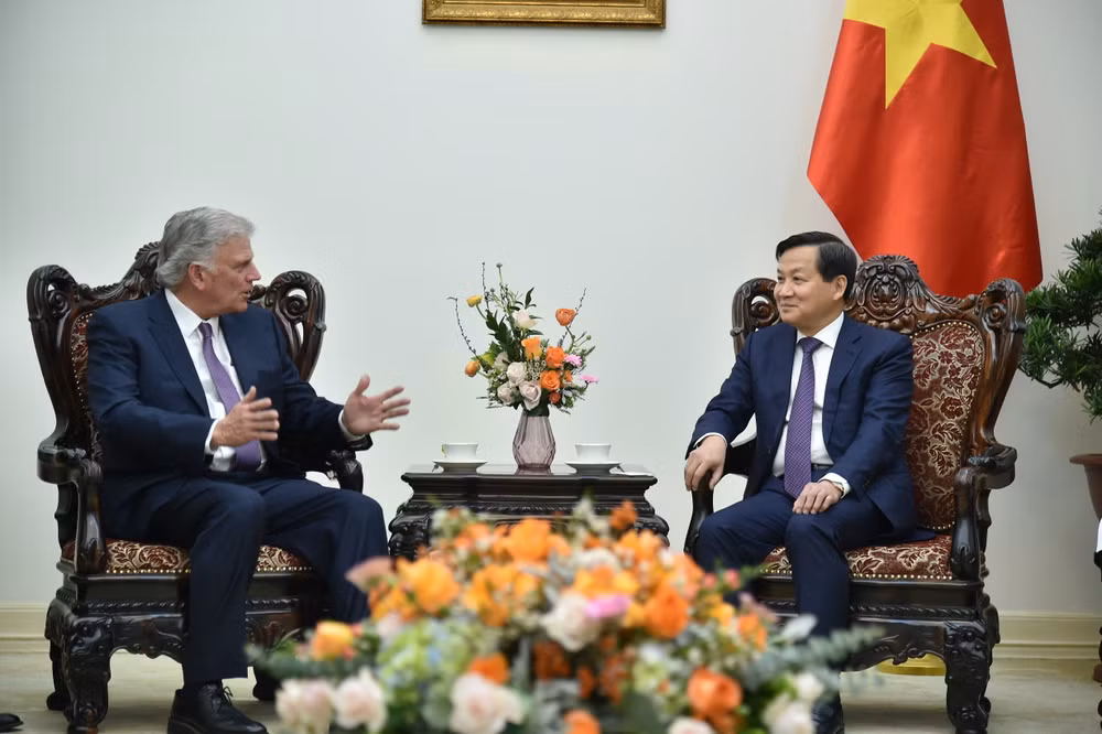 Phó Thủ tướng Lê Minh Khái tiếp Mục sư Franklin Graham, Chủ tịch Hiệp hội truyền giáo Billy Graham, Chủ tịch Tổ chức cứu trợ, truyền giáo cơ đốc quốc tế Samaritan' Purse. (Ảnh: VGP)