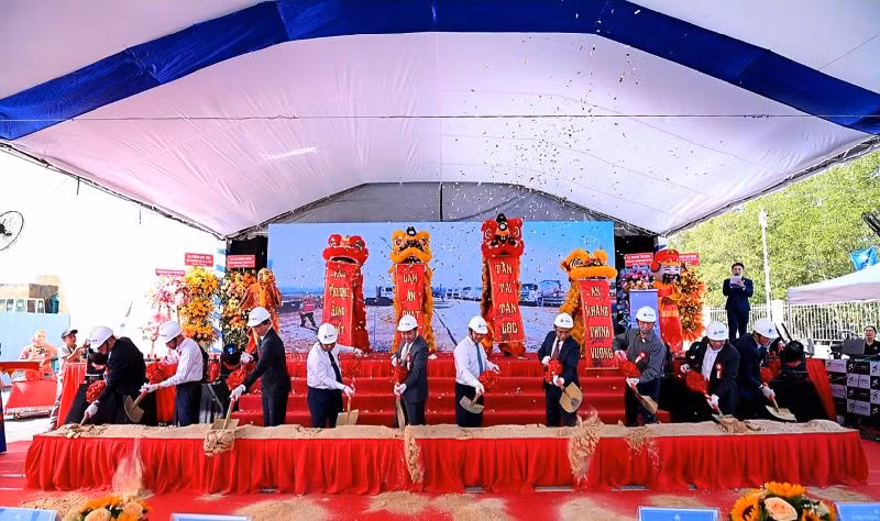Nghi thức khởi công giai đoạn 2 Hệ thống kho lạnh NECS. Nghi thức khởi công giai đoạn 2 Hệ thống kho lạnh NECS.