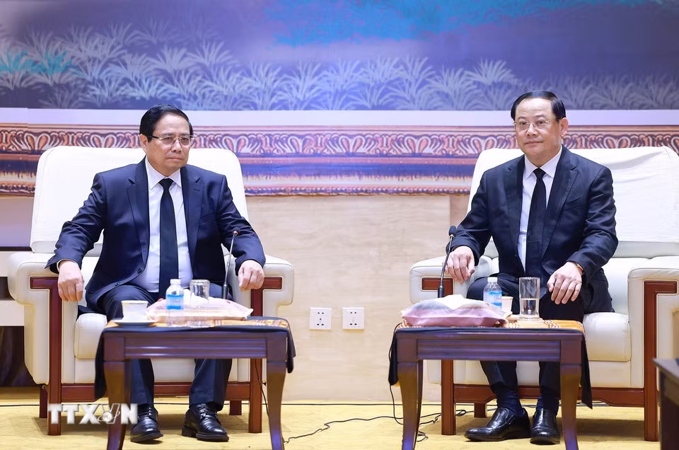 Thủ tướng Phạm Minh Chính gặp Thủ tướng Lào Sonexay Siphandone. (Ảnh: DƯƠNG GIANG/TTXVN) Thủ tướng Phạm Minh Chính gặp Thủ tướng Lào Sonexay Siphandone. (Ảnh: DƯƠNG GIANG/TTXVN)