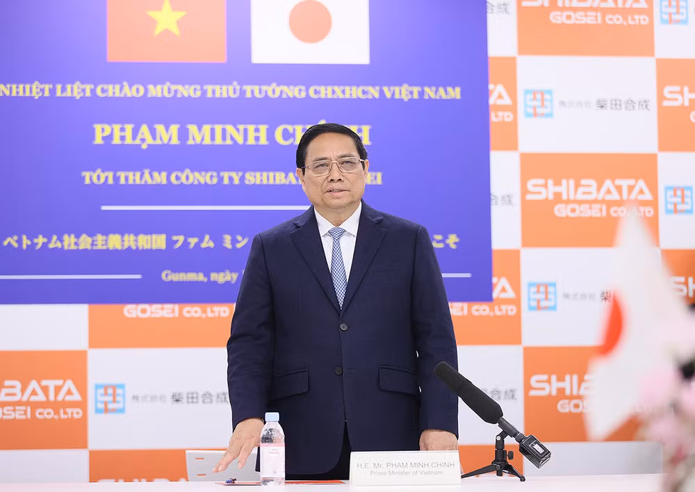 Thủ tướng Phạm Minh Chính phát biểu ý kiến tại buổi đến thăm Công ty.