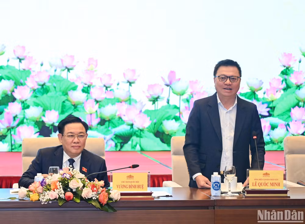 Đồng chí Lê Quốc Minh phát biểu tại buổi lễ. (Ảnh: DUY LINH) Đồng chí Lê Quốc Minh phát biểu tại buổi lễ. (Ảnh: DUY LINH)