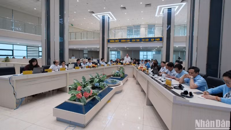 Tọa đàm “Giải pháp, công nghệ cảnh báo lũ quét, sạt lở đất tại cộng đồng”.