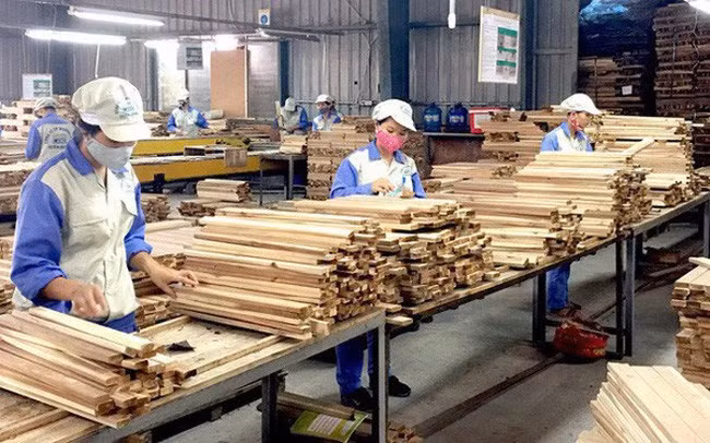 Ngành nông nghiệp chuẩn bị sẵn ba kịch bản để ứng phó với chính sách thuế quan của Mỹ. Ngành nông nghiệp chuẩn bị sẵn ba kịch bản để ứng phó với chính sách thuế quan của Mỹ.