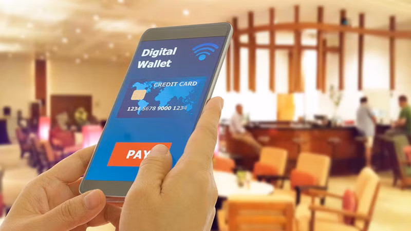 Chính phủ Thái Lan dự kiến tặng mỗi công dân từ 16 tuổi trở lên một khoản tiền kỹ thuật số giá 10.000 baht. Ảnh: Bangkok Post