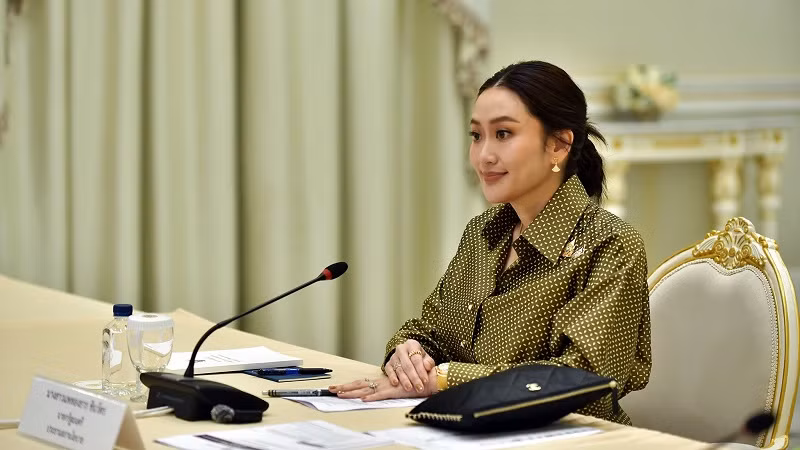 Thủ tướng Thái Lan Paetongtarn Shinawatra chủ trì cuộc họp của Hội đồng quốc gia về chính sách giáo dục đại học, khoa học, nghiên cứu và đổi mới. (Ảnh: Văn phòng Chính phủ Thái Lan)