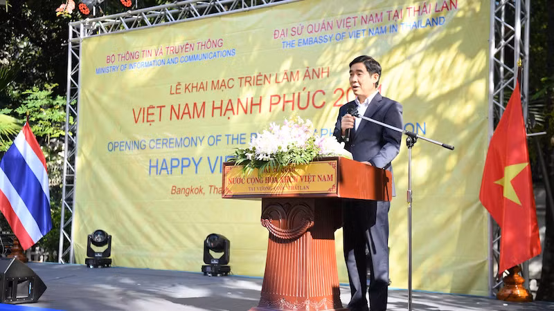 Đại sứ Việt Nam tại Thái Lan Phạm Việt Hùng.