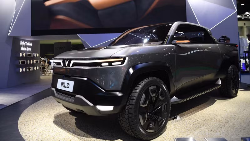Mẫu bán tải điện với ý tưởng VF Wild của VinFast tại BIMS 2024. Mẫu bán tải điện với ý tưởng VF Wild của VinFast tại BIMS 2024.