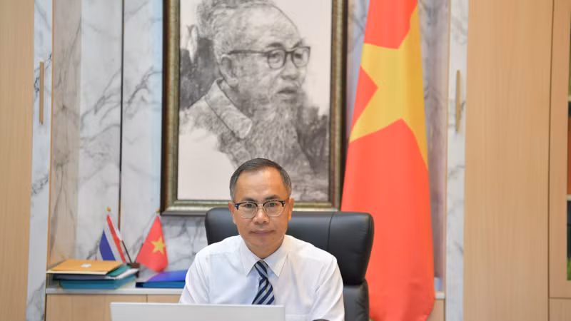Đại sứ Việt Nam tại Thái Lan Phan Chí Thành cho biết, các nhà lãnh đạo Thái Lan đánh giá cao tiềm lực, vai trò và vị thế quốc tế của Việt Nam. (Ảnh: ĐINH TRƯỜNG) Đại sứ Việt Nam tại Thái Lan Phan Chí Thành cho biết, các nhà lãnh đạo Thái Lan đánh giá cao tiềm lực, vai trò và vị thế quốc tế của Việt Nam. (Ảnh: ĐINH TRƯỜNG)