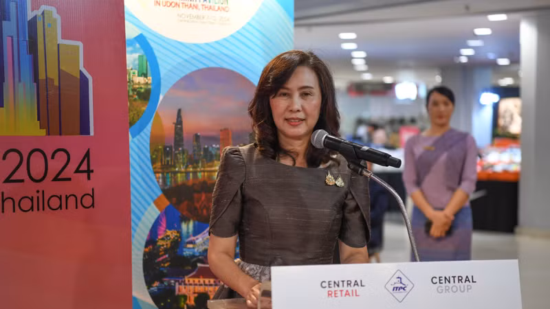 Quyền Tỉnh trưởng Udon Thani Ranida Laungthitisakul.