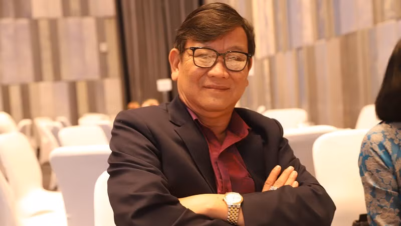 Nhà văn Nguyễn Một. Nhà văn Nguyễn Một.