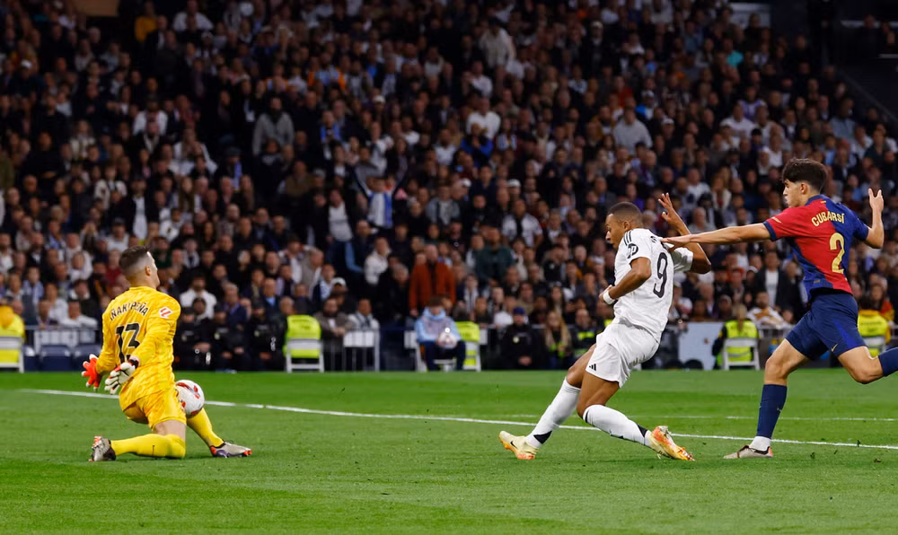Mbappe nỗ lực nhưng không thể mang về bàn thắng cho Real Madrid. (Ảnh: Reuters)
