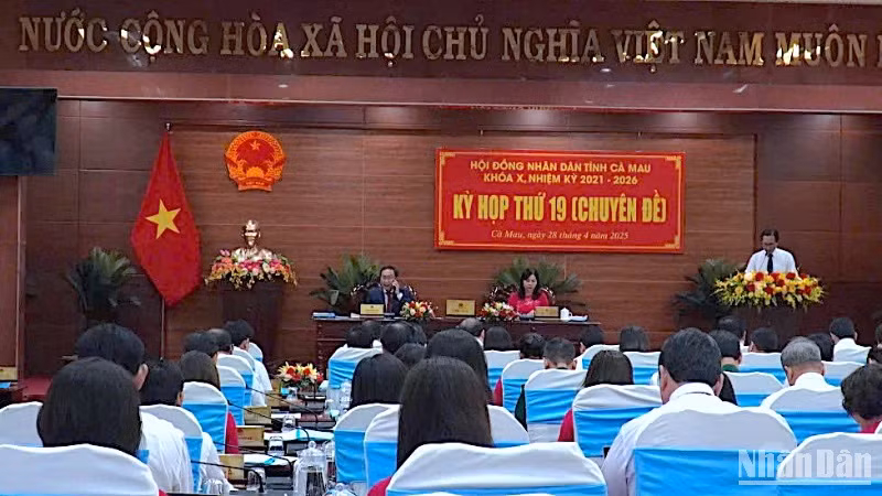 Kỳ họp thứ 19 (chuyên đề) của Hội đồng nhân dân tỉnh Cà Mau diễn ra ngày 28/4.