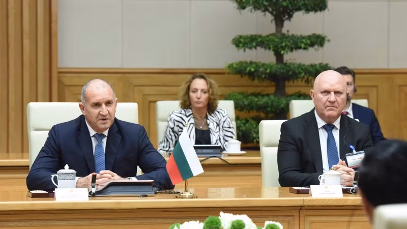 Tổng thống Bulgaria Rumen Radev phát biểu ý kiến tại buổi hội kiến. (Ảnh: Trần Hải) Tổng thống Bulgaria Rumen Radev phát biểu ý kiến tại buổi hội kiến. (Ảnh: Trần Hải)