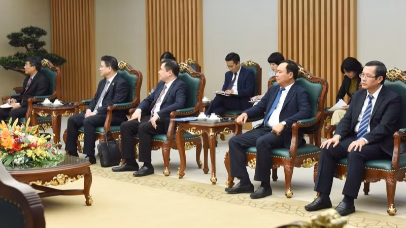 Đại diện lãnh đạo các bộ, ngành Việt Nam tham dự buổi tiếp. (Ảnh: TRẦN HẢI)