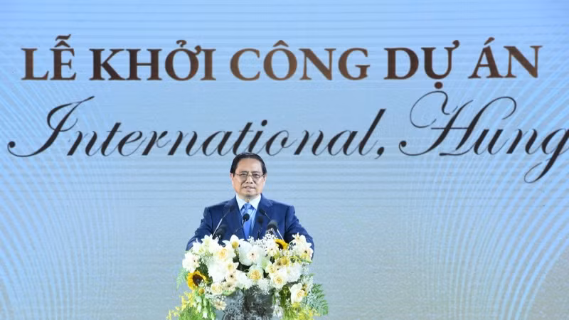 Thủ tướng Chính phủ Phạm Minh Chính phát biểu ý kiến tại lễ khởi công (Ảnh: TRẦN HẢI). 