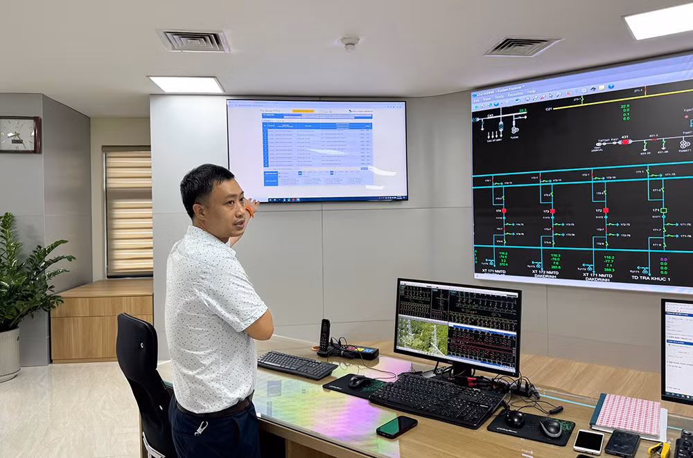 Trung tâm giám sát, điều hành hoạt động các trạm biến áp không người trực ở Công ty Truyền tải điện 2.