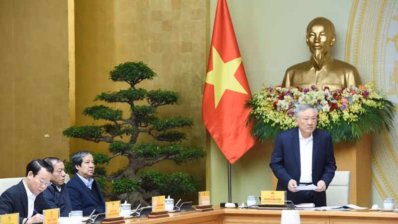 Phó Thủ tướng Thường trực Chính phủ Nguyễn Hòa Bình phát biểu ý kiến tại phiên họp. (Ảnh: TRẦN HẢI) Phó Thủ tướng Thường trực Chính phủ Nguyễn Hòa Bình phát biểu ý kiến tại phiên họp. (Ảnh: TRẦN HẢI)