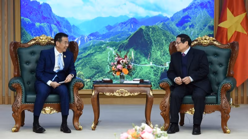 Thủ tướng Phạm Minh Chính tiếp Bộ trưởng Ngoại giao Thái Lan Maris Sangiampongsaz. (Ảnh: TRẦN HẢI)