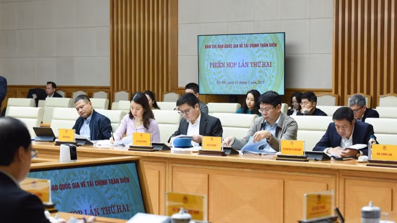 Đại diện lãnh đạo các bộ, ngành tham dự phiên họp. (Ảnh: TRẦN HẢI) Đại diện lãnh đạo các bộ, ngành tham dự phiên họp. (Ảnh: TRẦN HẢI)