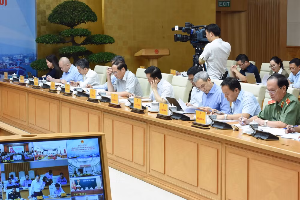 Đại diện lãnh đạo các bộ, ngành tham dự Hội nghị. (Ảnh: TRẦN HẢI)