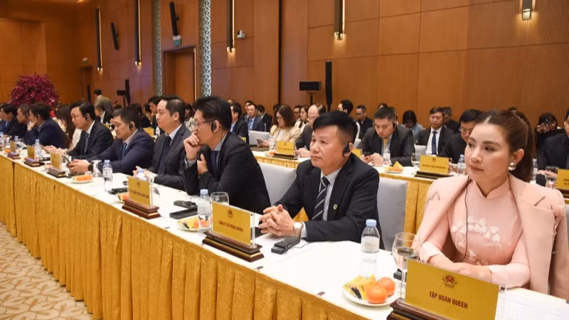 Đại diện các tập đoàn, doanh nghiệp Việt Nam tham dự Đối thoại. (Ảnh: TRẦN HẢI) Đại diện các tập đoàn, doanh nghiệp Việt Nam tham dự Đối thoại. (Ảnh: TRẦN HẢI)
