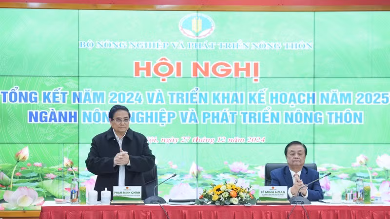 Thủ tướng Phạm Minh Chính dự Hội nghị tổng kết ngành Nông nghiệp và Phát triển nông thôn. (Ảnh: TRẦN HẢI)