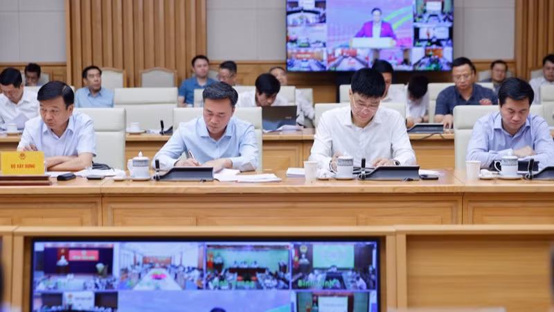 Các đại biểu tham dự phiên họp. (Ảnh: TRẦN HẢI)
