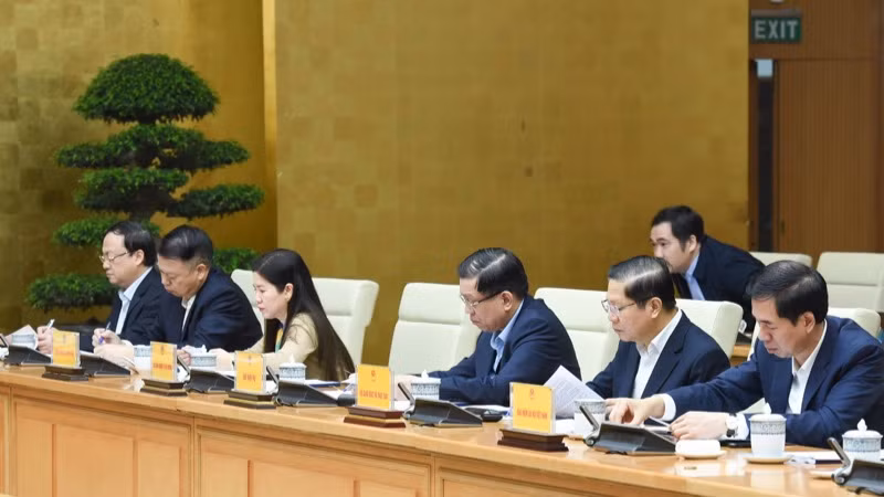 Lãnh đạo các bộ, ngành, đại biểu tham dự phiên họp. (Ảnh: TRẦN HẢI) Lãnh đạo các bộ, ngành, đại biểu tham dự phiên họp. (Ảnh: TRẦN HẢI)