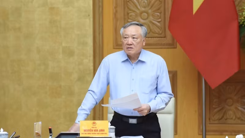 Phó Thủ tướng Thường trực Chính phủ Nguyễn Hòa Bình tham dự phiên họp. (Ảnh: TRẦN HẢI).