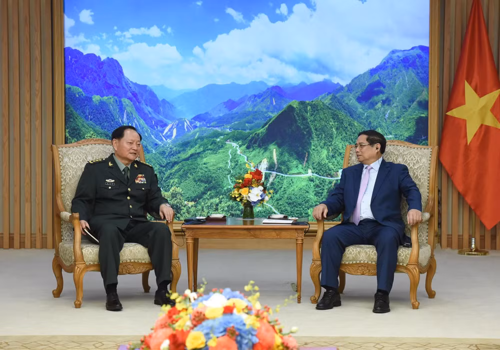 Thủ tướng Phạm Minh Chính tiếp Thượng tướng Trương Hựu Hiệp, Ủy viên Bộ Chính trị, Phó Chủ tịch Quân ủy Trung ương Trung Quốc. (Ảnh: Trần Hải)
