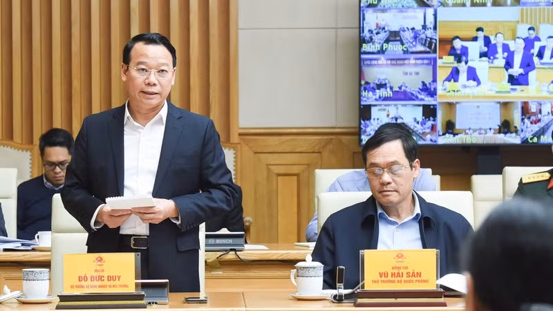 Bộ trưởng Nông nghiệp và Môi trường Đỗ Đức Duy phát biểu ý kiến tại Phiên họp. (Ảnh: TRẦN HẢI) Bộ trưởng Nông nghiệp và Môi trường Đỗ Đức Duy phát biểu ý kiến tại Phiên họp. (Ảnh: TRẦN HẢI)