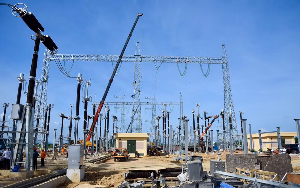 Trạm biến áp 500kV Thanh Hóa đang được khẩn trương thi công. (Ảnh: Trần Hải)