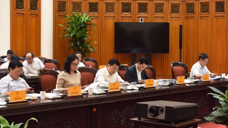 Các đại biểu tham dự cuộc họp. (Ảnh: TRẦN HẢI)