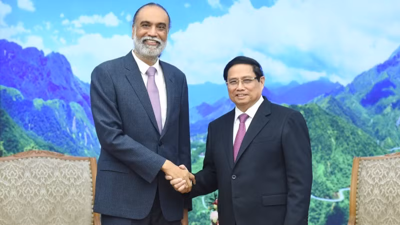 Thủ tướng Phạm Minh Chính và Phó Tổng Thư ký Liên hợp quốc Amandeep Singh Gill. (Ảnh: TRẦN HẢI) Thủ tướng Phạm Minh Chính và Phó Tổng Thư ký Liên hợp quốc Amandeep Singh Gill. (Ảnh: TRẦN HẢI)