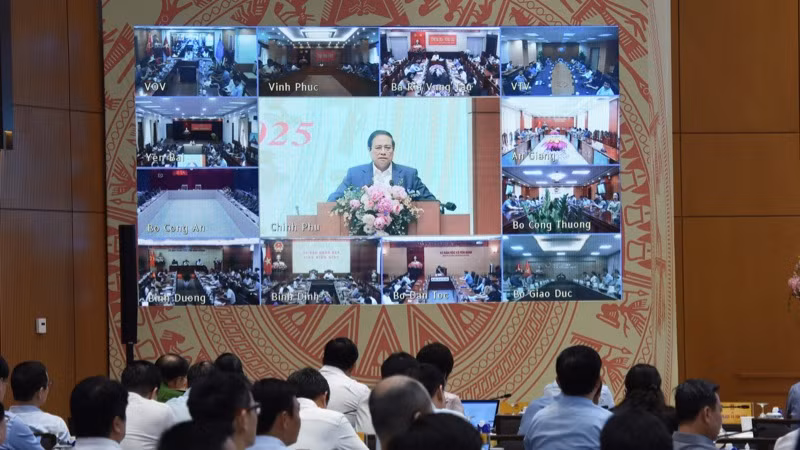 Phiên họp được truyền trực tuyến tới các bộ, ngành, Ủy ban nhân dân các tỉnh, thành phố trực thuộc Trung ương. (Ảnh: TRẦN HẢI)