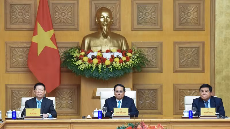 Thủ tướng Phạm Minh Chính chủ trì Toạ đàm với các tập đoàn, doanh nghiệp hàng đầu châu Âu. (Ảnh: TRẦN HẢI)