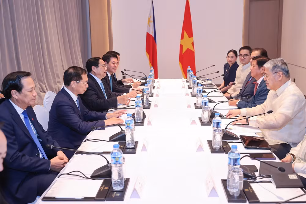 Thủ tướng Phạm Minh Chính hội kiến Tổng thống Philippines Ferdinand Romualdez Marcos. (Ảnh: NHẬT BẮC - VGP)